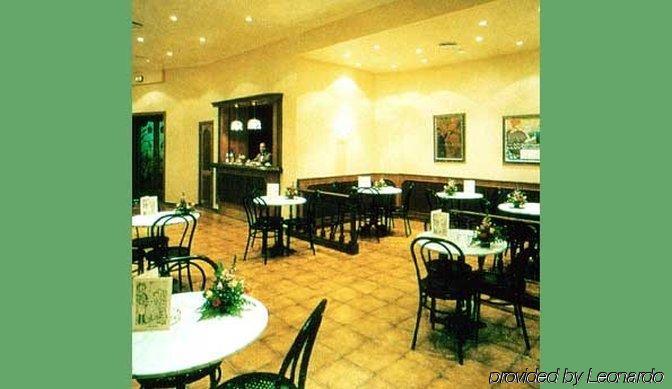 Regencia Colon Hotel บาร์เซโลนา ร้านอาหาร รูปภาพ